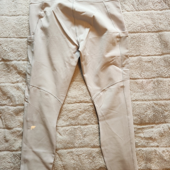 Excellent condition fabletic leggings - Picture 8 of 10